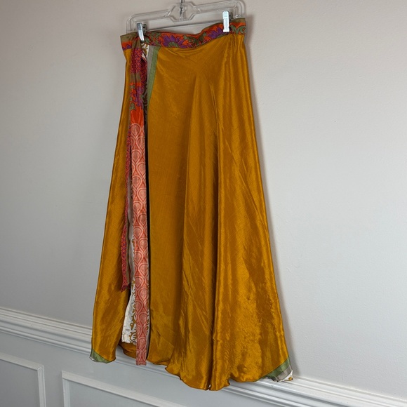 S.N.MODA Reversible 70% silk wrap skirt with tie one size - Picture 15 of 17